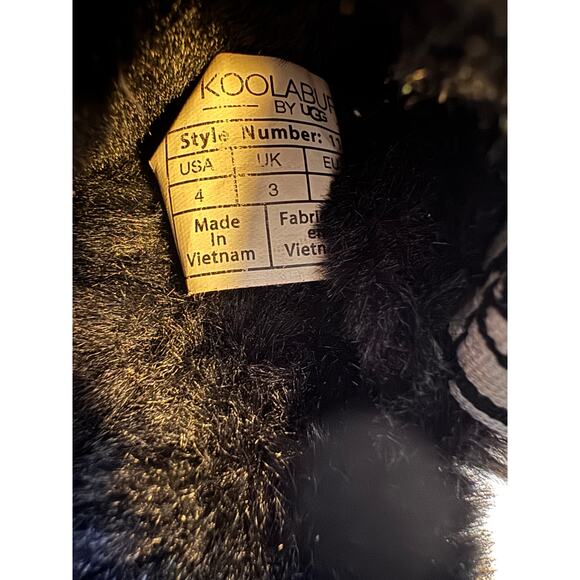 Koolaburra by UGG Girls Fuzzy Slide Slippers Black Size 4 Cozy Faux Fur - Picture 3 of 3